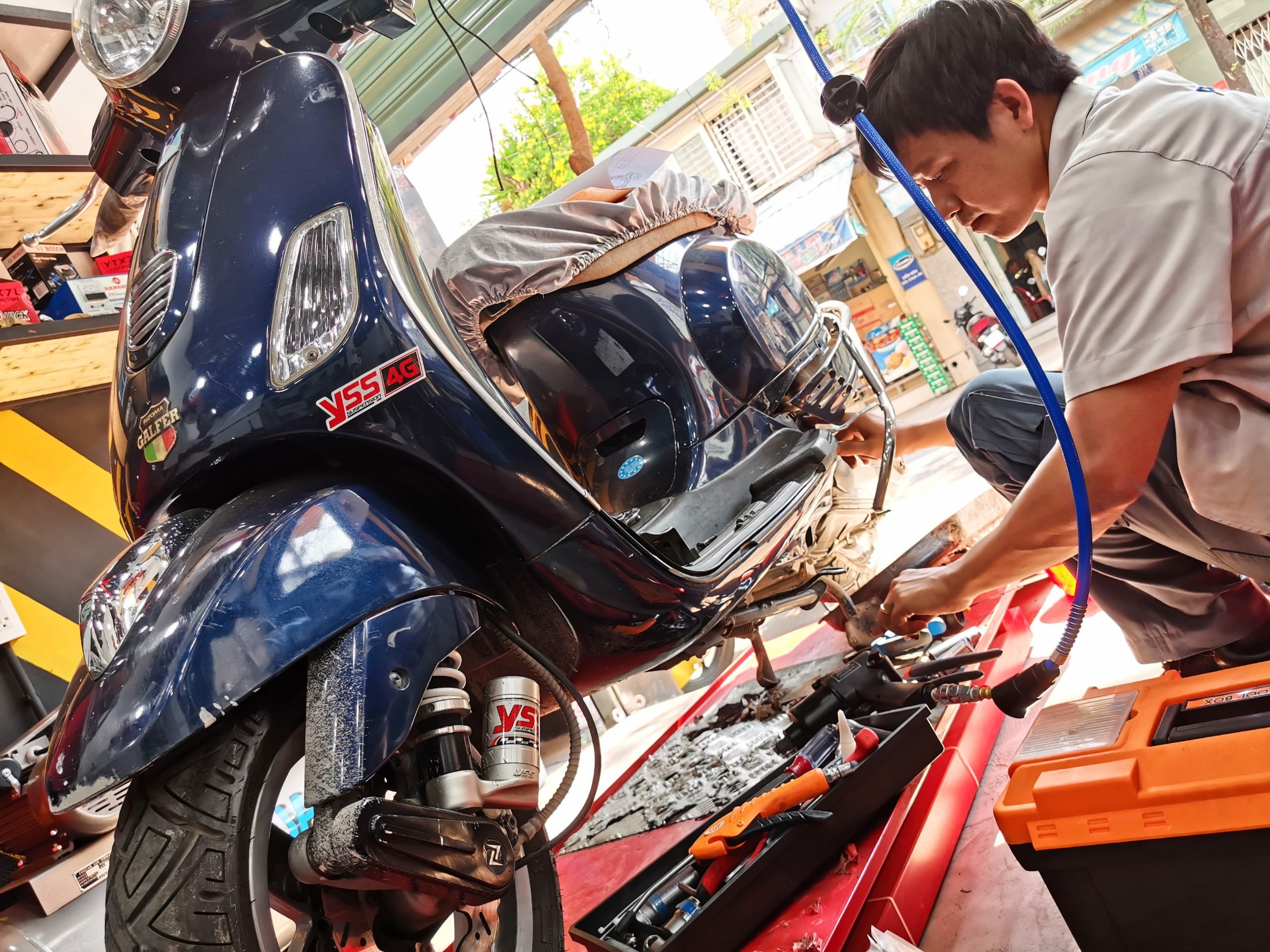 sửa xe máy