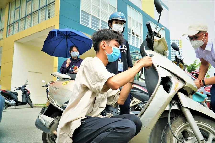 Cứu hộ xe máy tận nơi