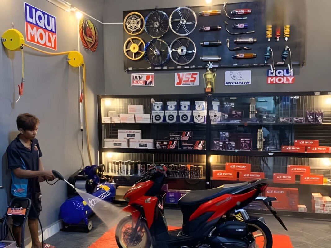 cứu hộ xe r15 v4 tại đà nẵng