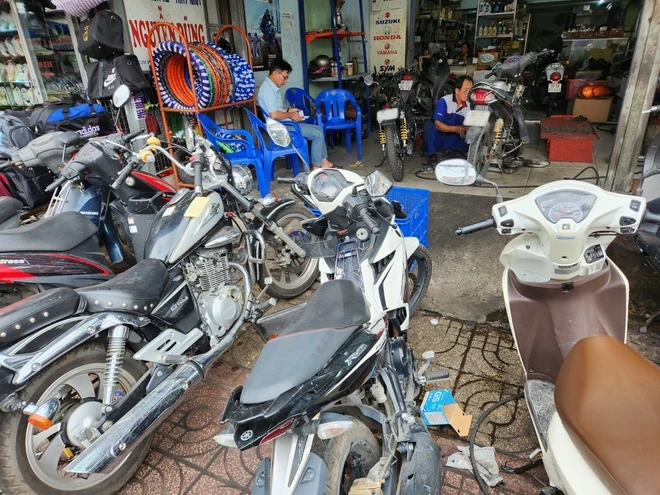 cứu hộ xe r15 v4 tại đà nẵng giá rẻ