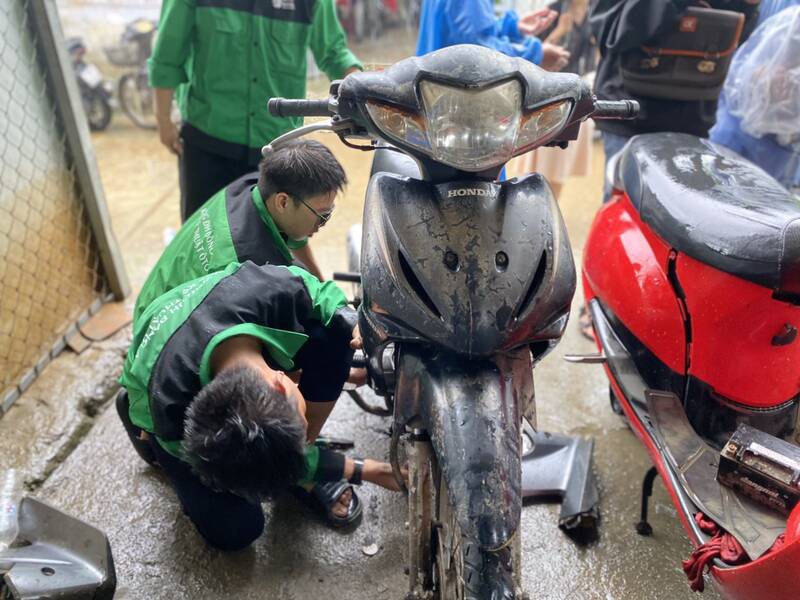 vá xe máy quận liên chiểu