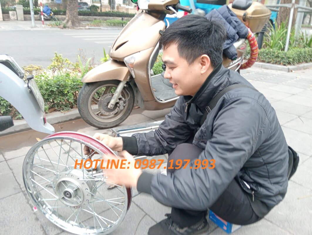 vá xe máy tại phú mỹ thay ruột xe máy tại nhà