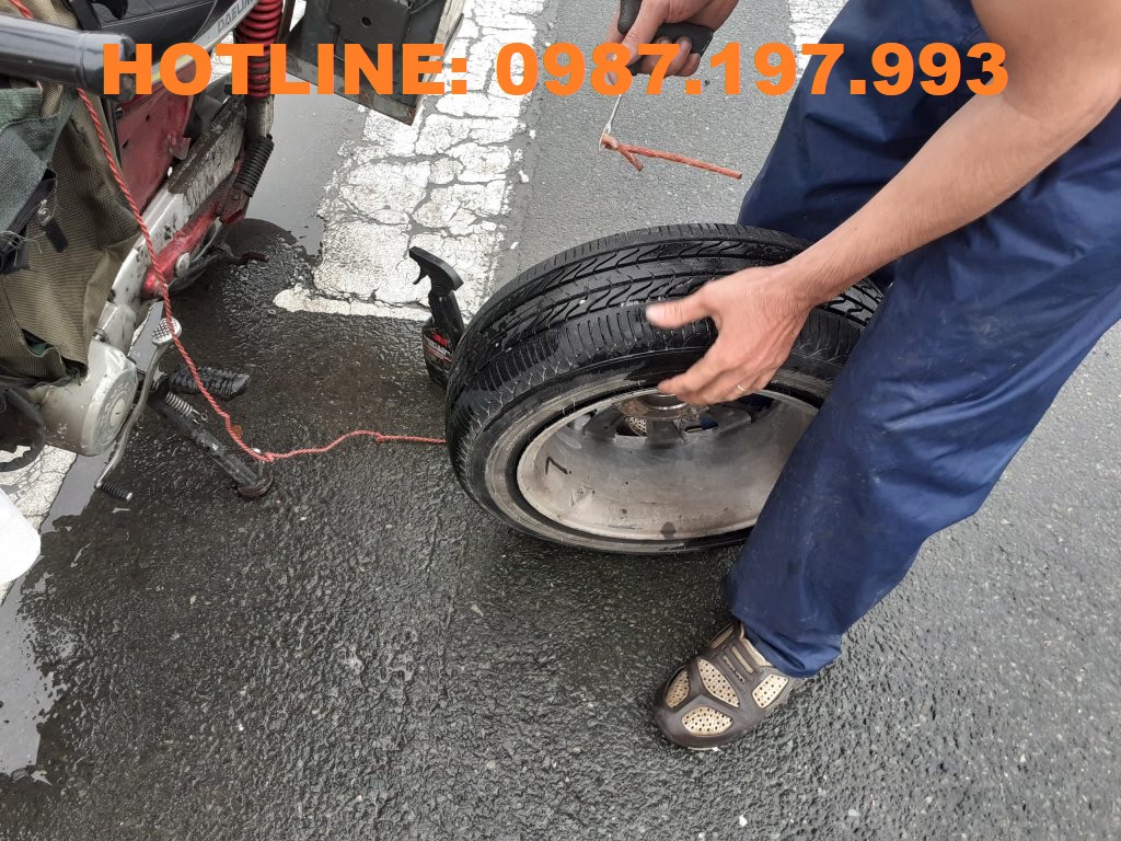 vá vỏ xe máy tại bình thủy thay ruột xe máy tận nơi