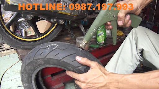 vá vỏ xe máy tại ninh kiều thay ruột xe máy lứu động
