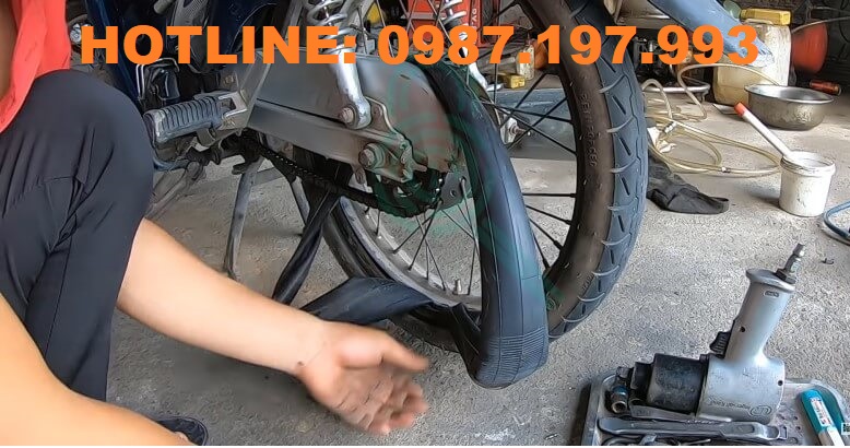 vá vỏ xe máy tại cờ đỏ thay ruột xe máy cần thơ
