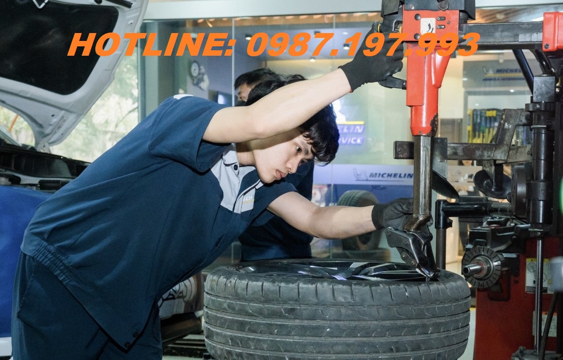 vá vỏ xe máy tại thới lai thay ruột xe máy lưu động