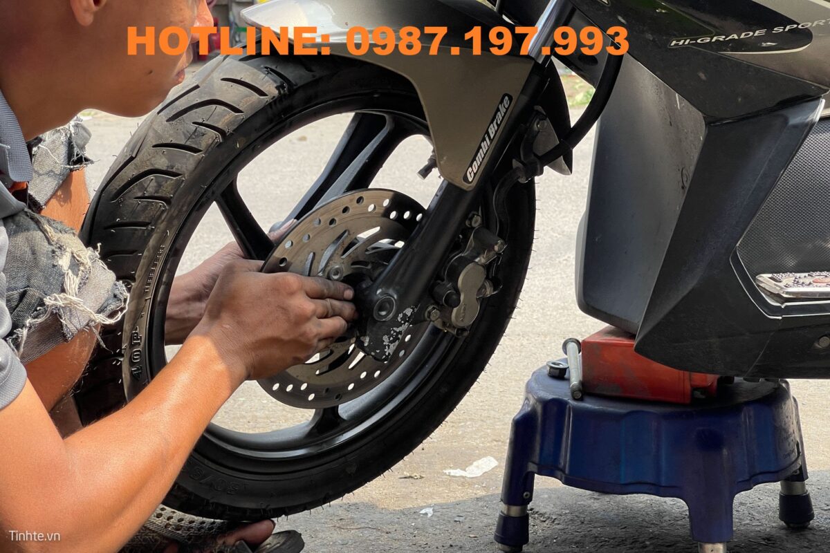 vá vỏ xe máy tại cờ đỏ thay ruột xe máy cần thơ lưu động