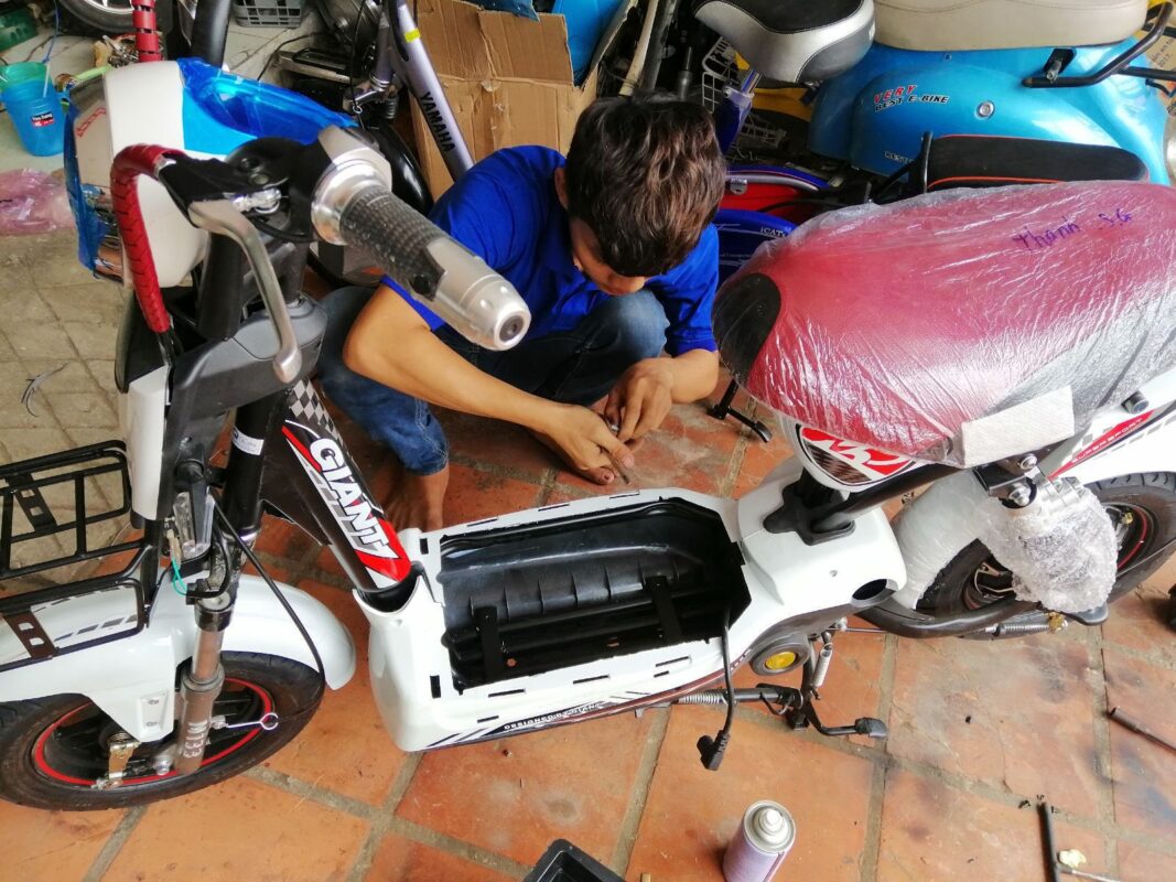 sửa xe đạp điện long biên