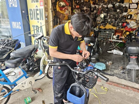 sửa xe đạp điện thanh xuân lưu động