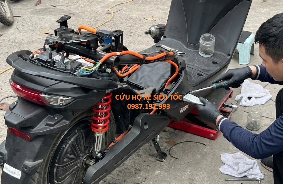 sửa xe đạp điện tại vinhomes metropolis ba đình