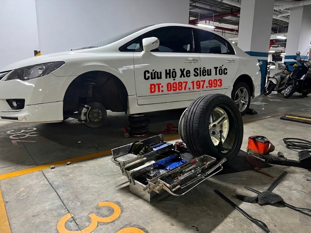 dịch vụ vá lôp ô tô quận Long Biên chuyên nghiệp