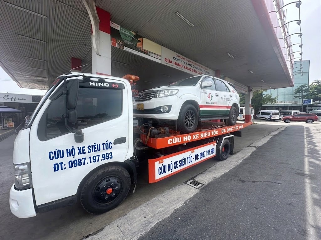 dịch vụ cứu hộ ô tô quận Cầu Giấy uy tín - chuyên nghiệp