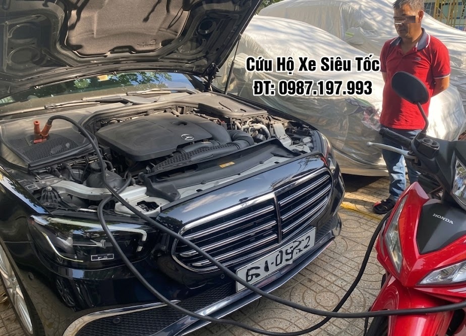 kích bình ô tô quận Long Biên lưu động tận nơi