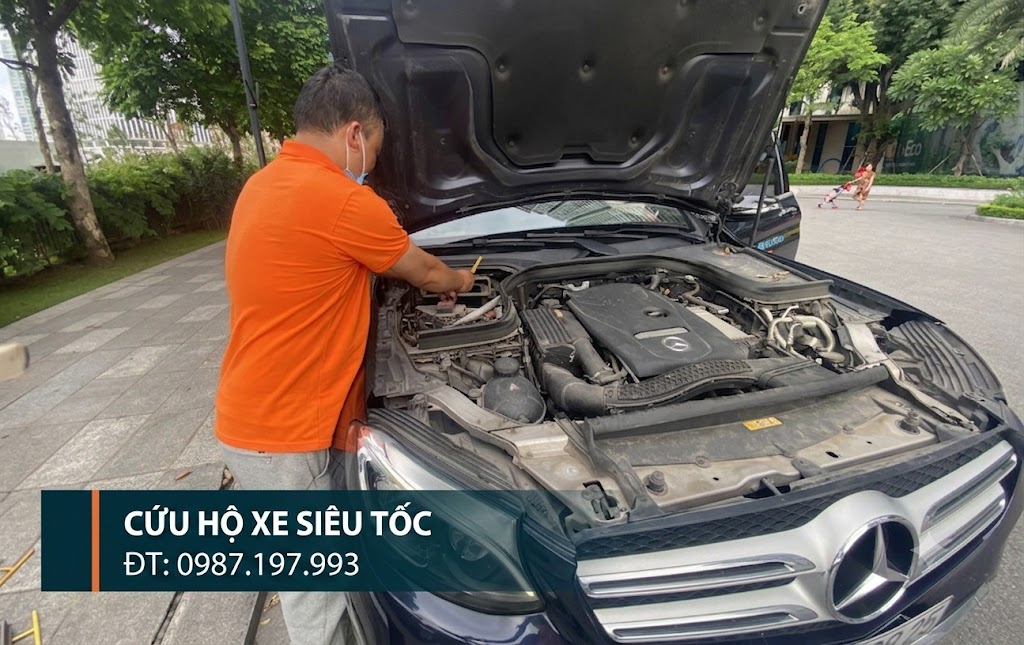 kích bình ô tô quận Long Biên chuyên nghiệp