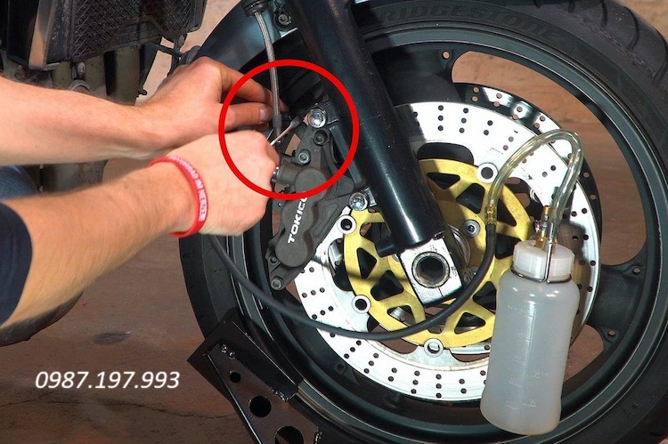 thay ruột xe máy thuận an vá xe máy tại nhà uy tín