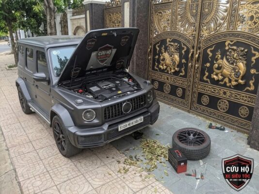 dịch vụ vá vỏ xe ô tô TPHCM phục vụ tận nơi