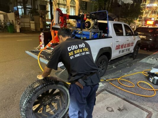 sửa ô tô lưu động quận Cầu Giấy chi phí minh bạch